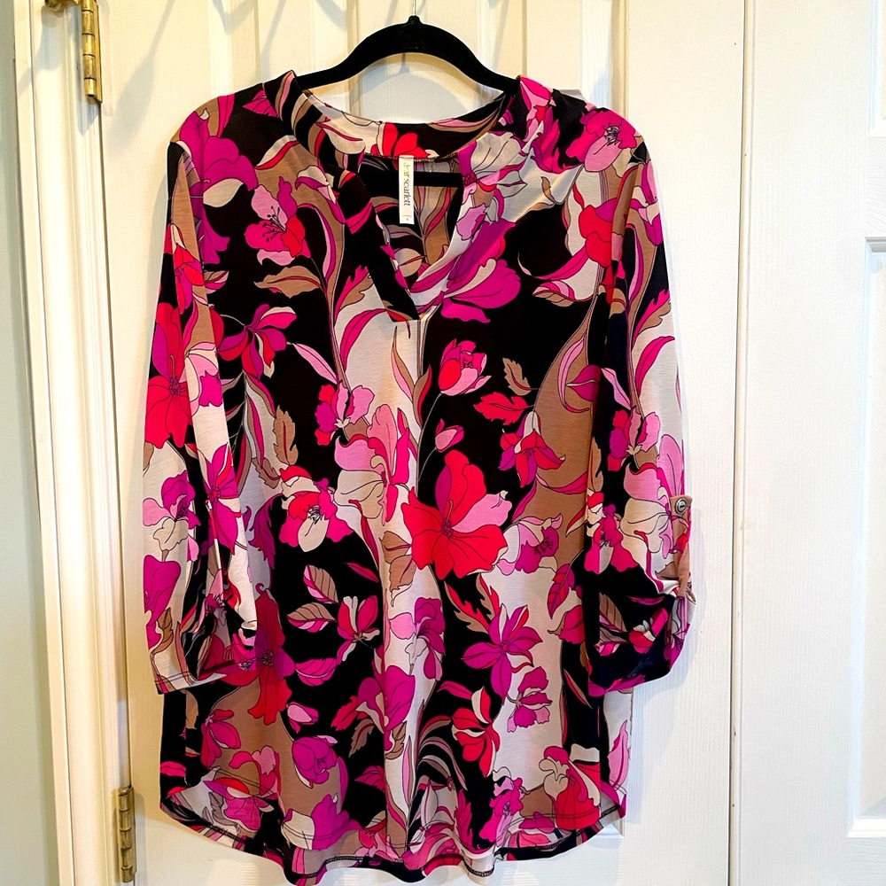 Dear Scarlet (Honeyme) Gabby Top